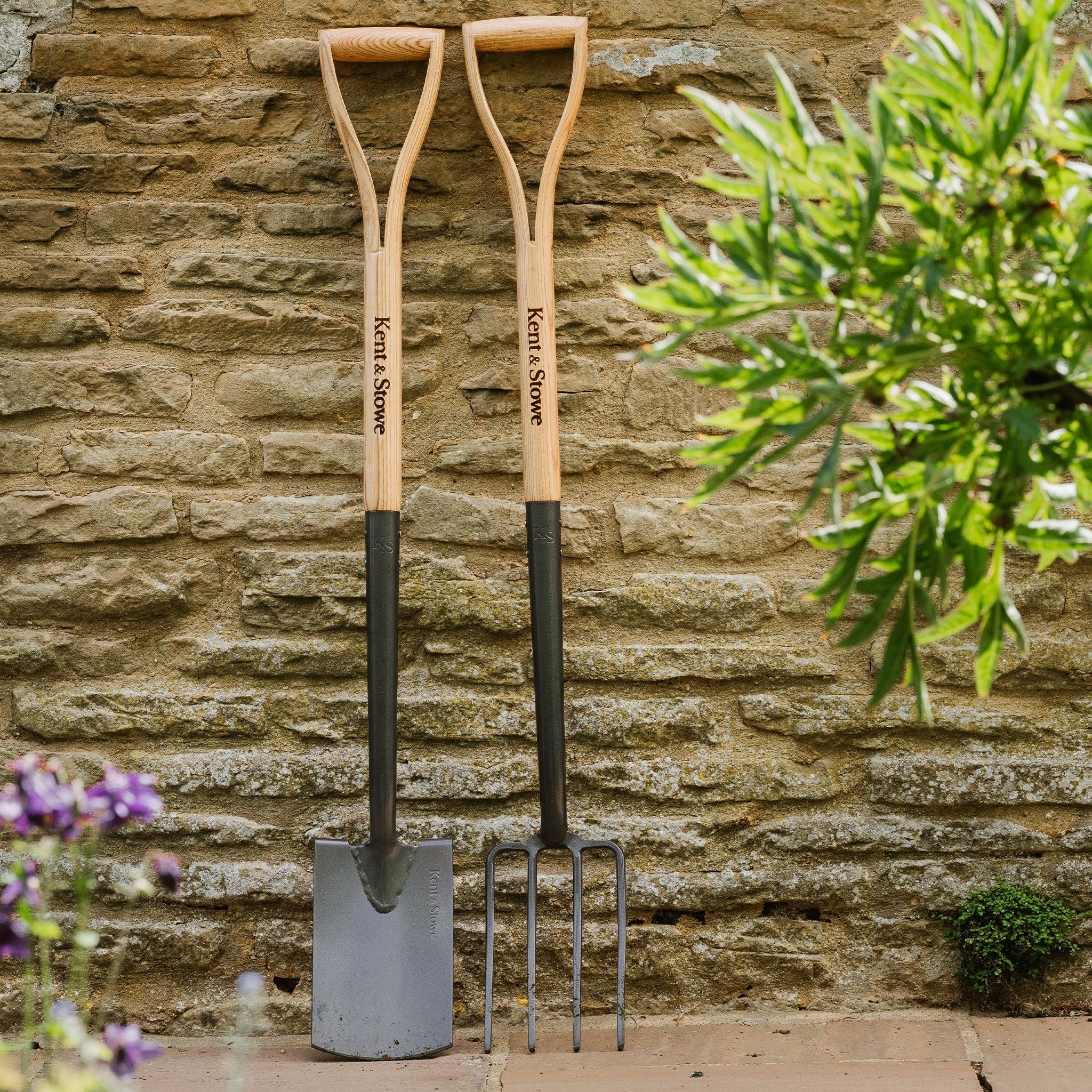 Kent & Stowe Carbon Steel Border Fork lifestyle