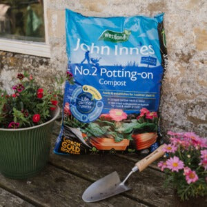 John Innes No.2 Potting-on Compost lifestyle