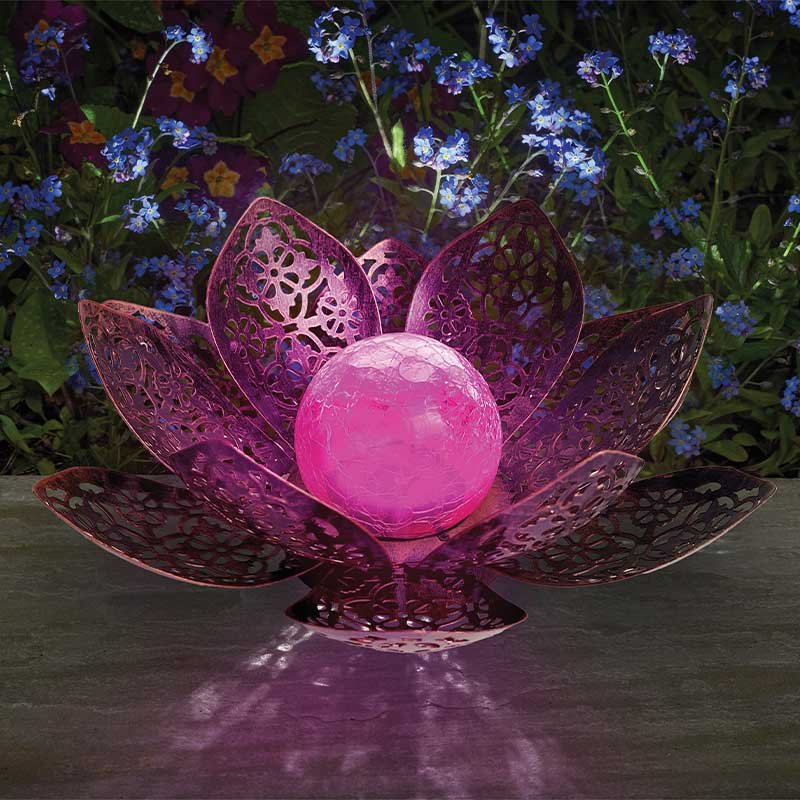 Damasque Solar Lotus