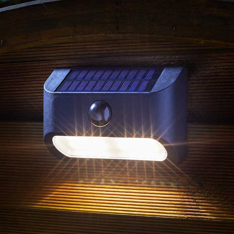 PIR Sentinel - planter for indoor and outdoor use