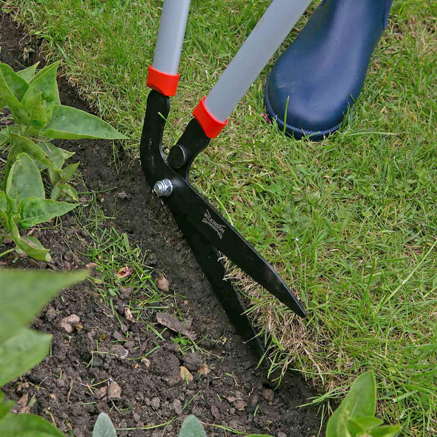 Wilkinson Sword Metal Long Handled Border Shears