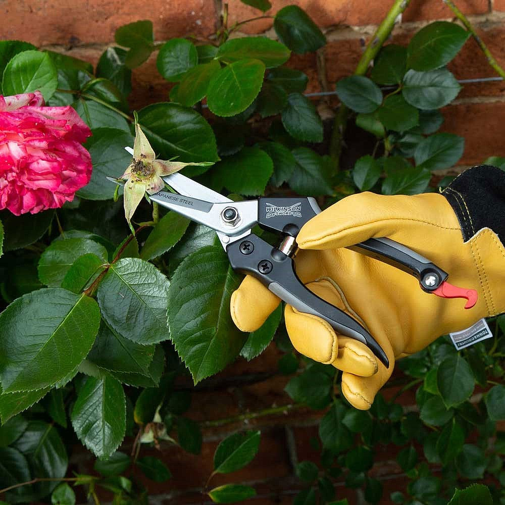 Wilkinson Sword Metal Pruning Snip - Straight