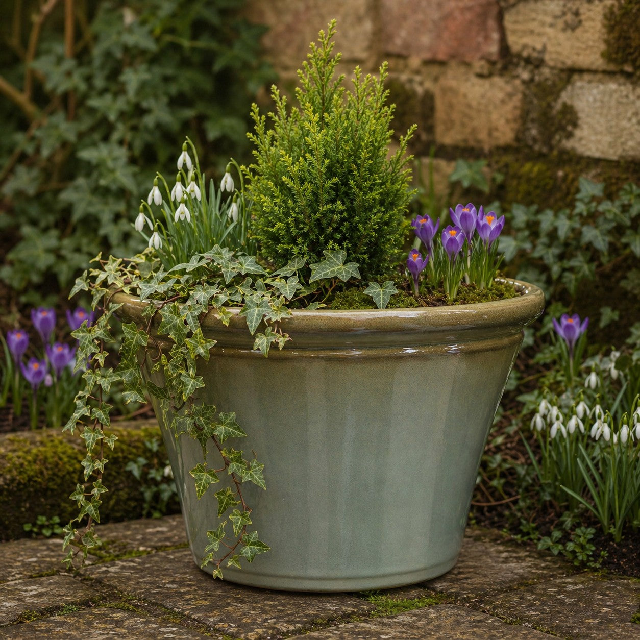 Hortus Lite -  Glaze Plastic Rolled Rim Planter -  Olive Green - Dia 35cm x Height 23cm Dia35cm - fibreglass stone-effect planter for indoor and outdoor use